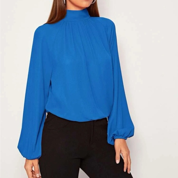 Tie Back Raglan Sleeve Dip Hem Top - Picture 9 of 9